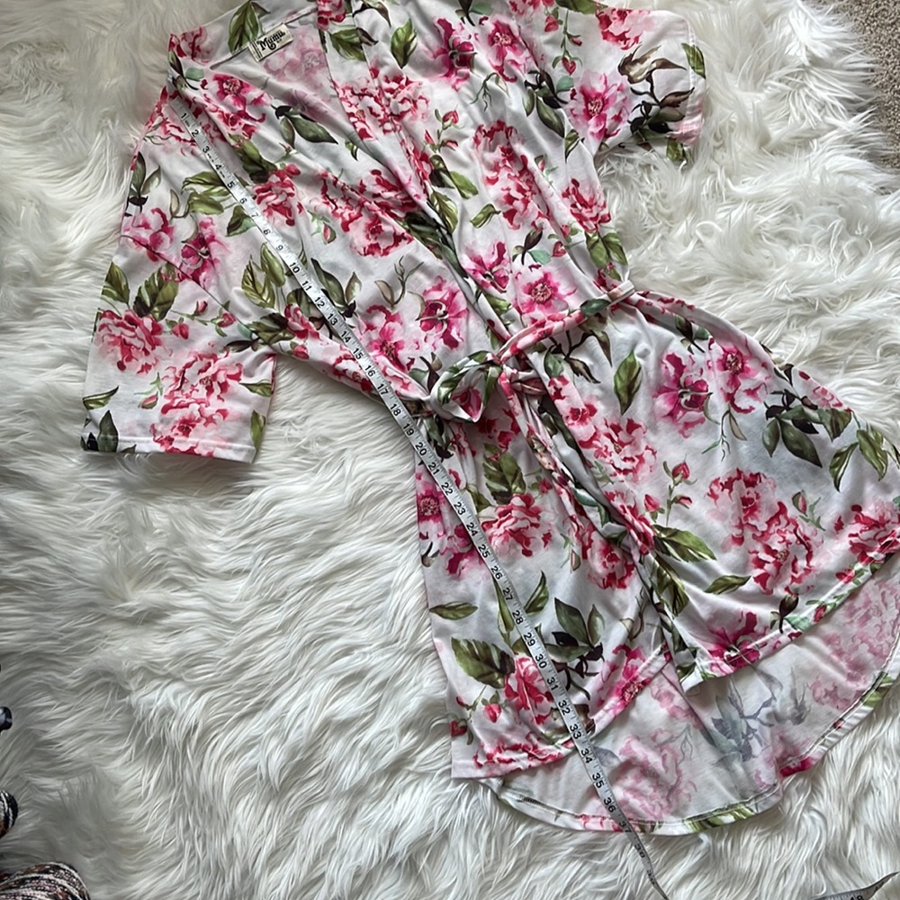 Show Me Your MuMu “Brie Robe” Floral Print Size O/S - Picture 9 of 9